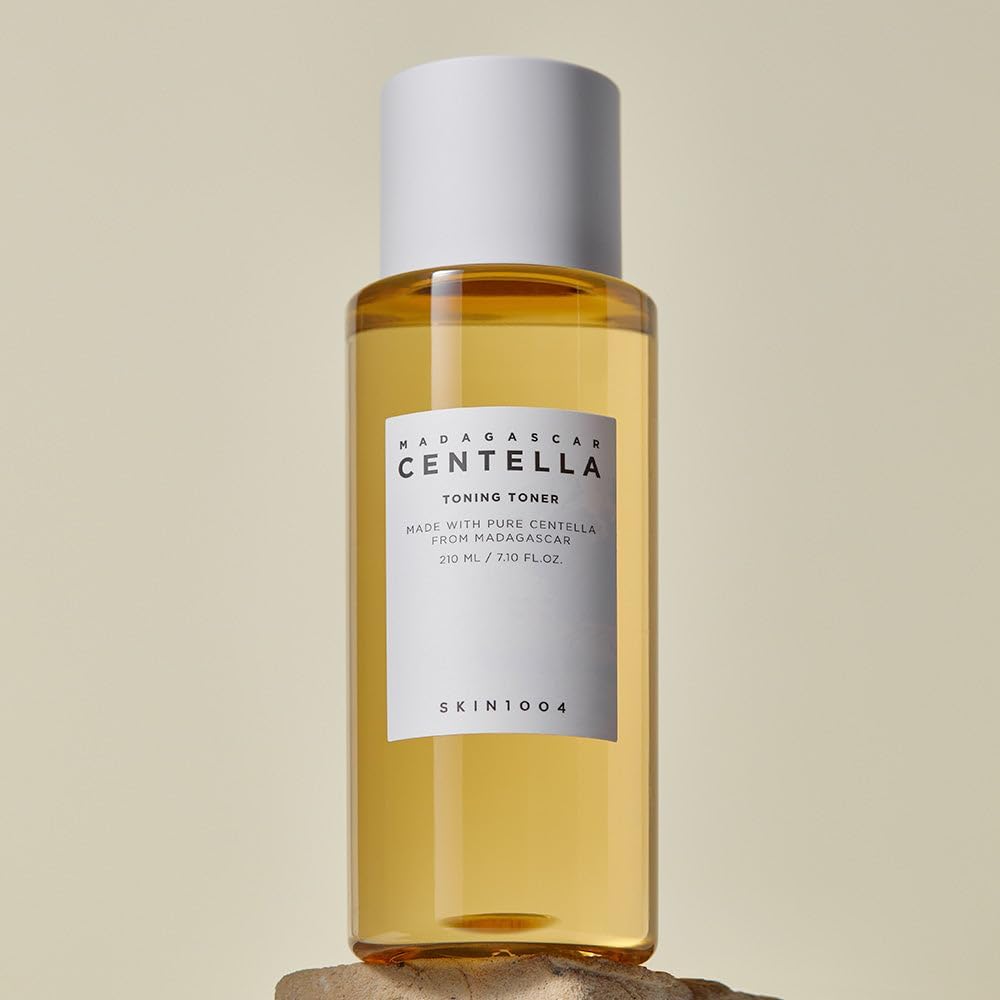 Skin1004 Madagascar Centella Gentle Lightening PHA Toner 210 ml