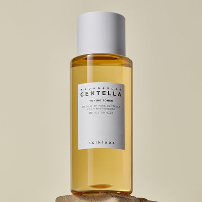 Skin1004 Madagascar Centella Gentle Lightening PHA Toner 210 ml