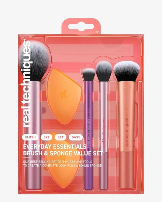 Real Techniques Everyday Essentials Brush Kit & Sponge Value Set